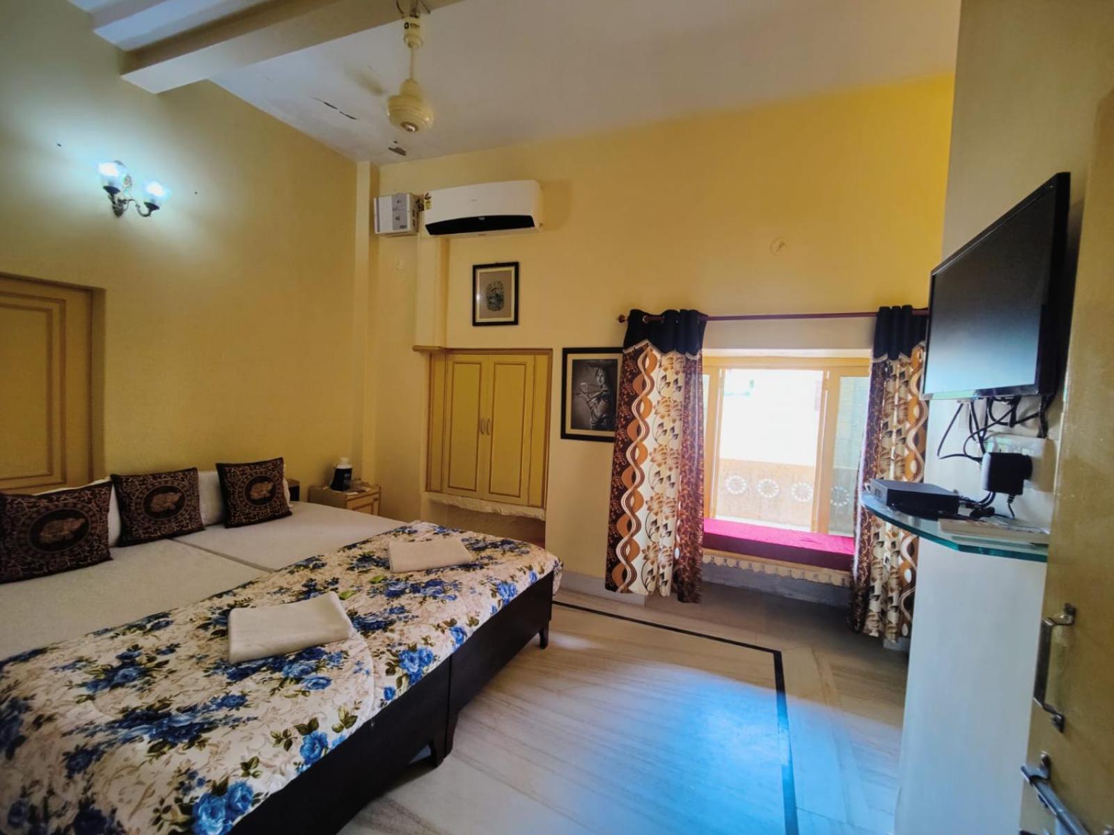 Hotel Himmat Niwas Jaisalmer Exteriör bild